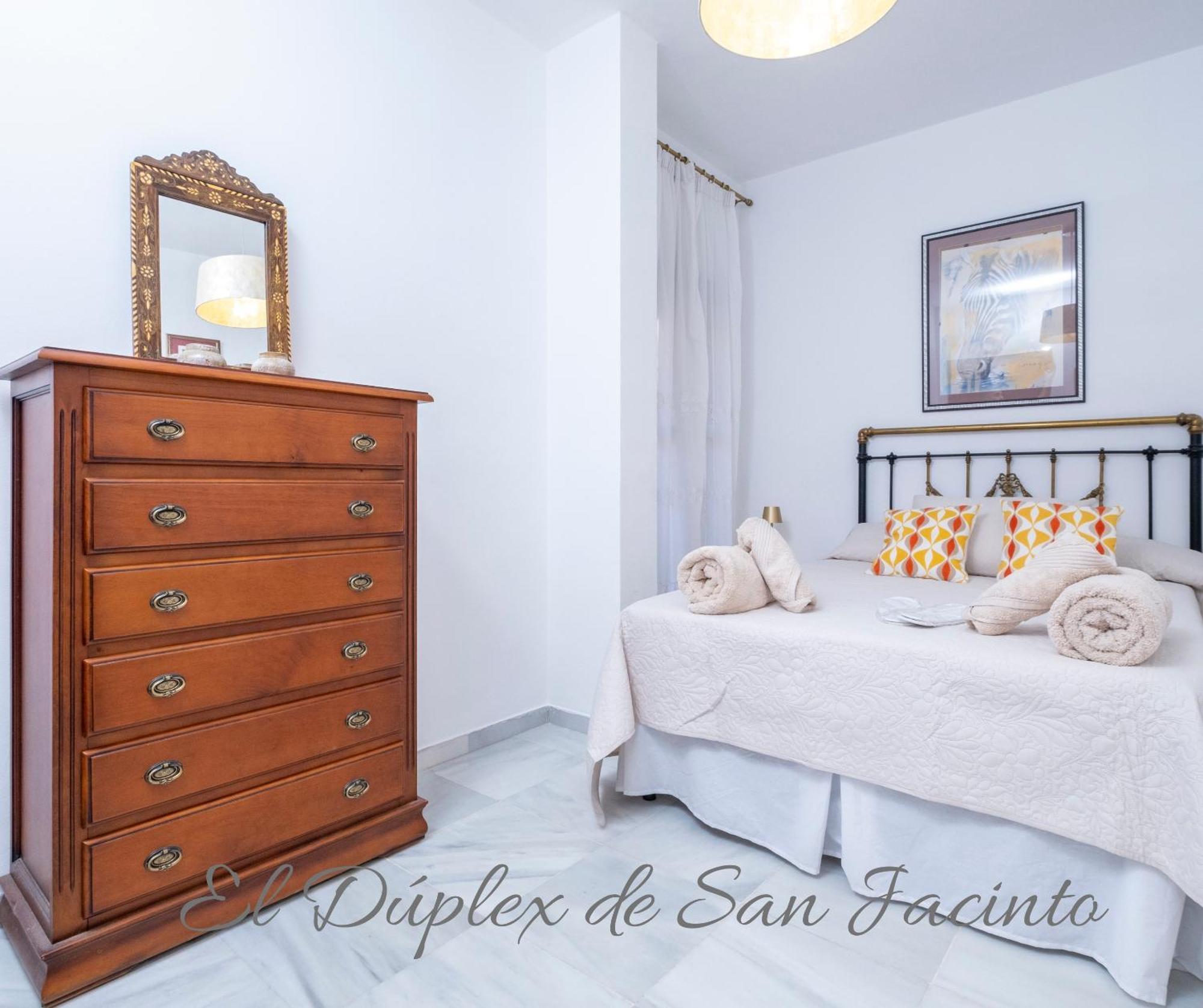 Apartament El Duplex De San Jacinto Sewilla Zewnętrze zdjęcie