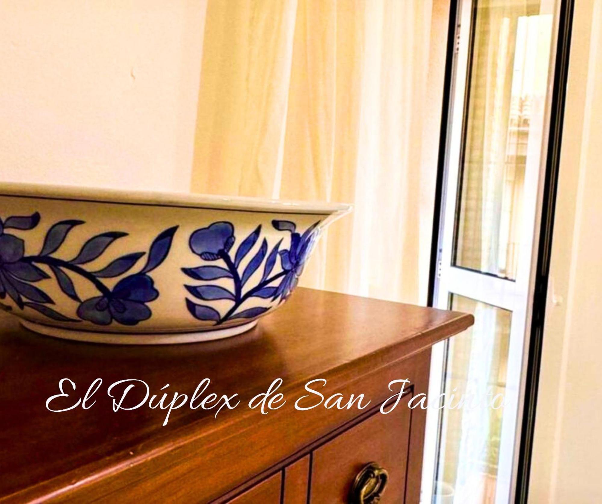 Apartament El Duplex De San Jacinto Sewilla Zewnętrze zdjęcie
